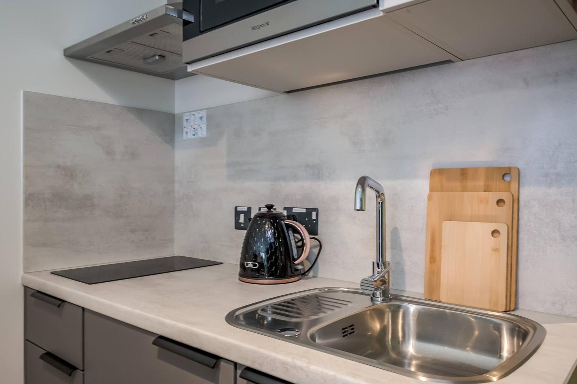The Best Value Option For The City Centre - Non Students Welcome Belfast Exterior foto